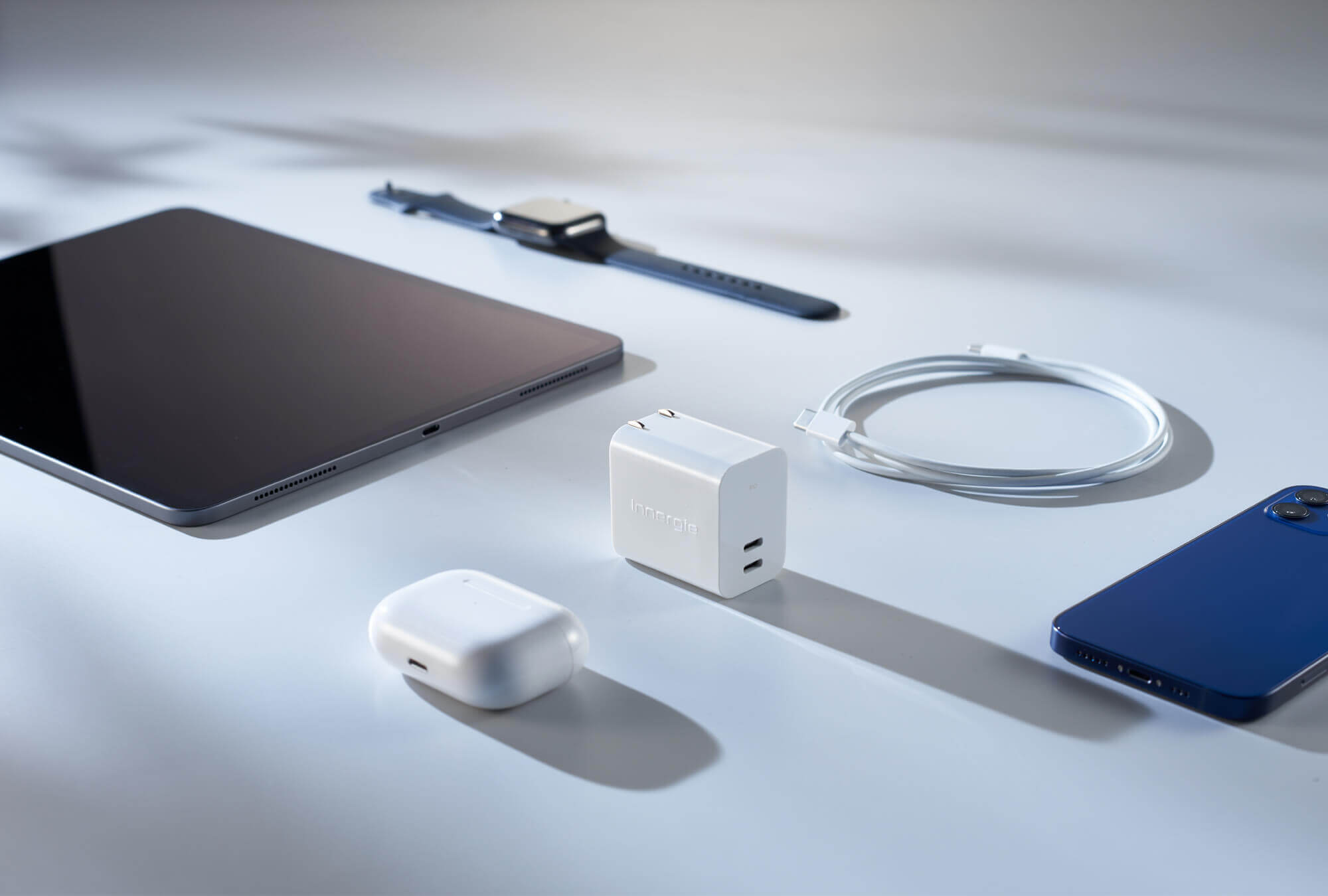 Apple 產品沒附充電器怎麼辦 Ipad充電器可與iphone共用嗎 Innergie 台灣